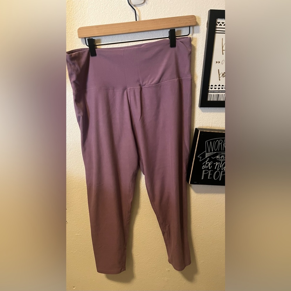 X-Large purple workout pantss